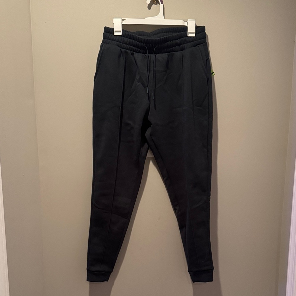 Women’s  Black Jogger Pants